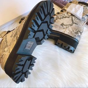 dolce vita paline combat boots